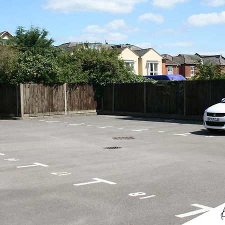 K Suites - Sycamore Court - Free Parking Southampton Esterno foto